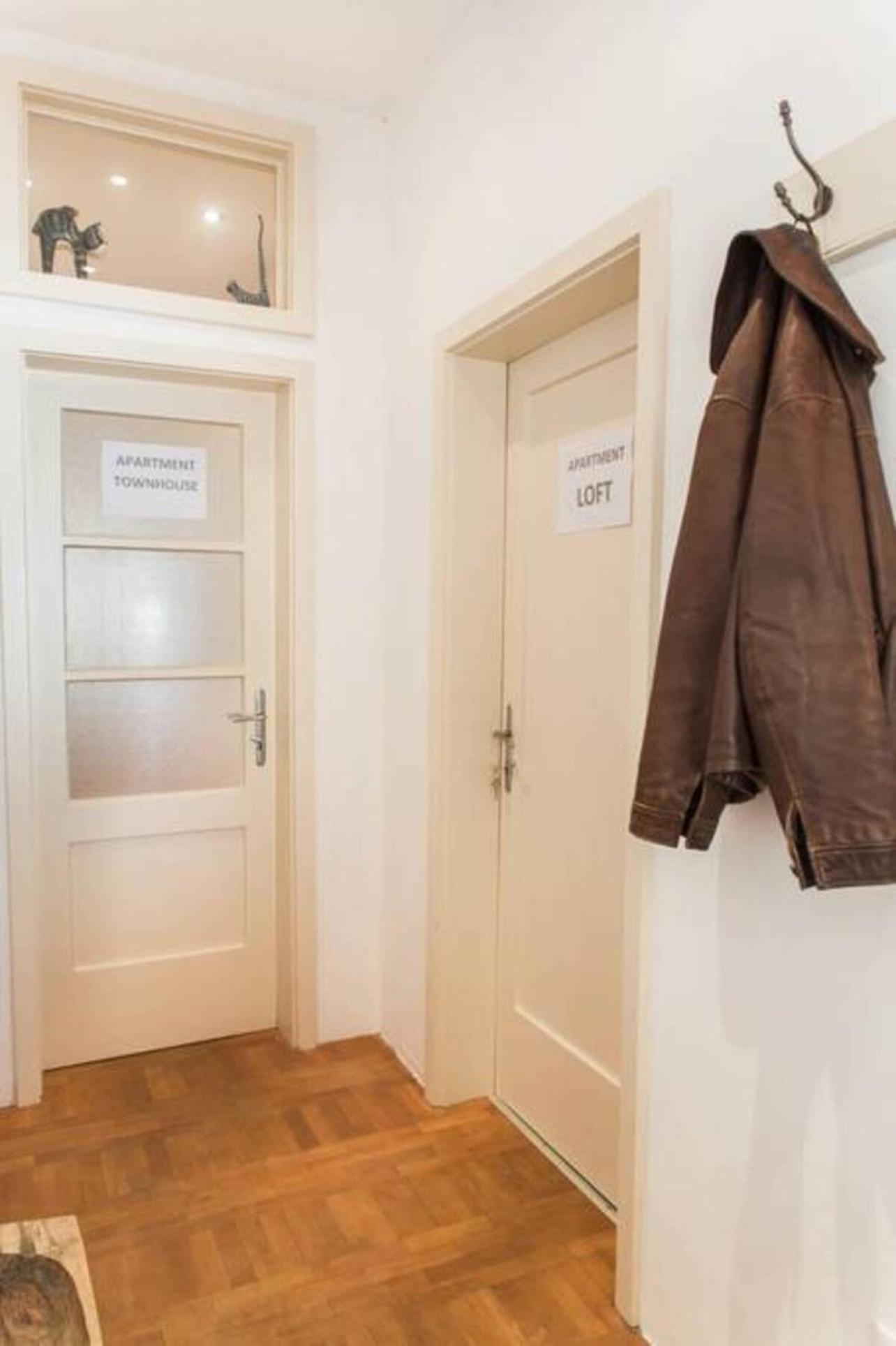 Tolmin Center Apartments Townhouse & Loft エクステリア 写真